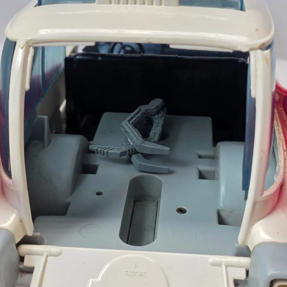 Vintage 1984 Kenner The‎ Real Ghostbusters ECTO-1 Vehicle With Hook And Top Seat